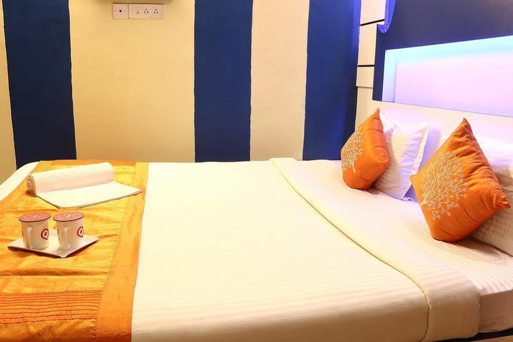 Super Hotel O Tagore Park Ruby Road Калькутта Экстерьер фото
